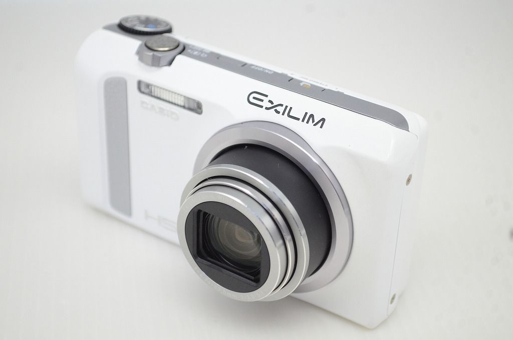 美品 CASIO カシオ HIGH SPEED EXILIM EX-ZR500 コンパクトデジタル