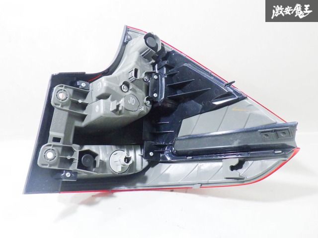 ストア出品/点灯OK！】ホンダ純正 GB5 GB7 フリード 後期 LED テール