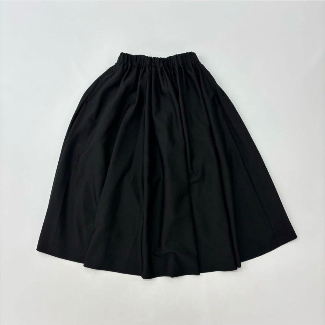 美品　COMME des GARCONS 変形ギャザー膝丈スカート　S 22ss 2022 良品 noir kei ninomiya COMME des GARCONS ケイニノミヤ