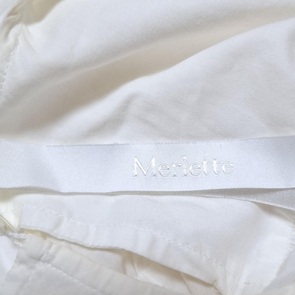 Merlette(マーレット) ワンピース レディース - 白 クルーネック/長袖