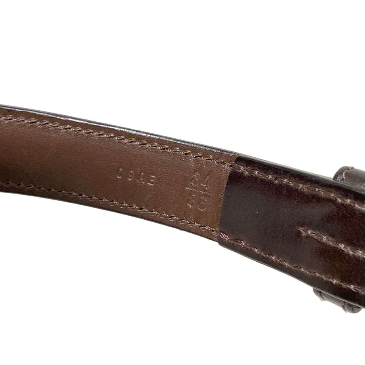 ダークブラウン