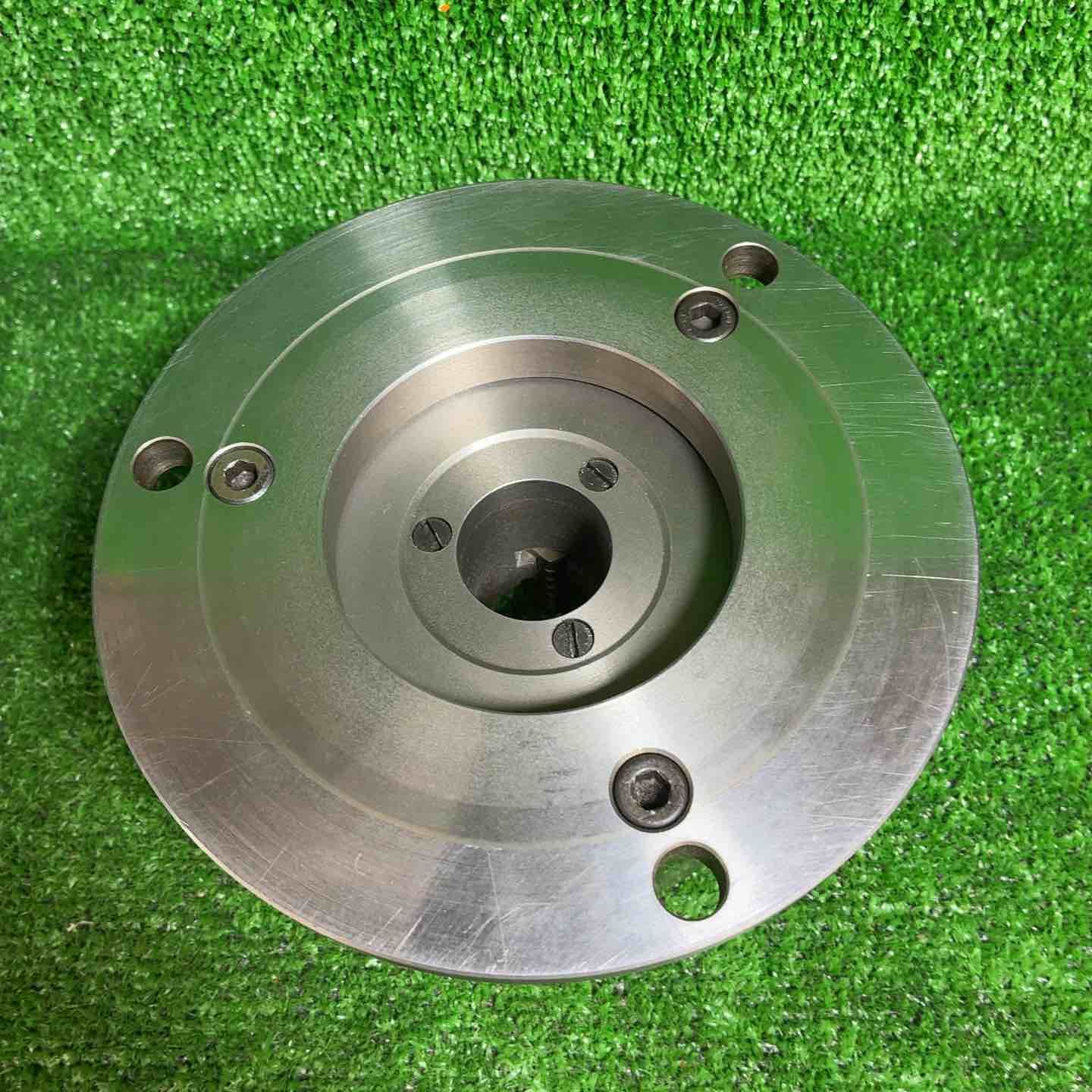 スクロールチャック