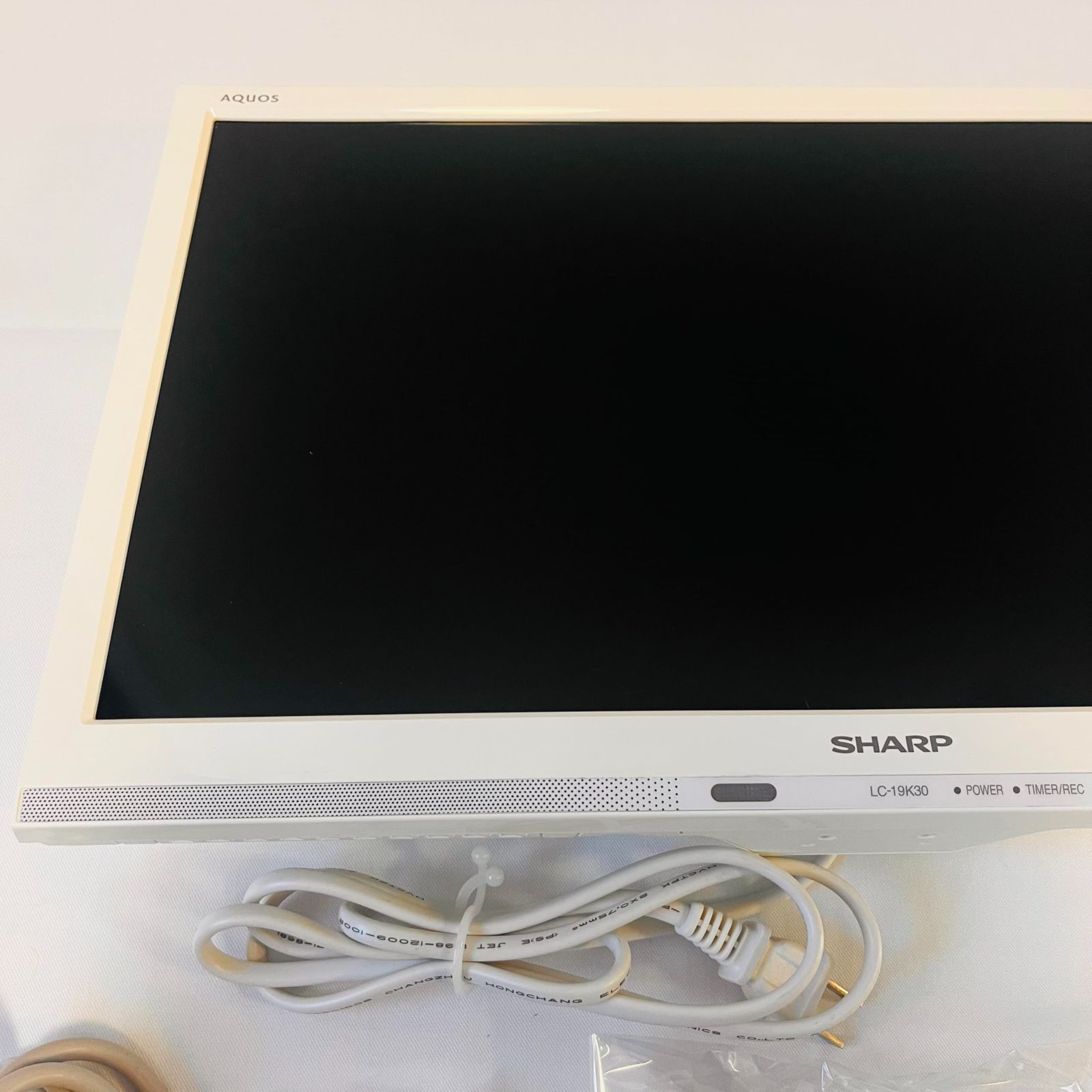 シャープ AQUOS 液晶テレビ 19型 ホワイト系 LC 19 K 30 W No 2784