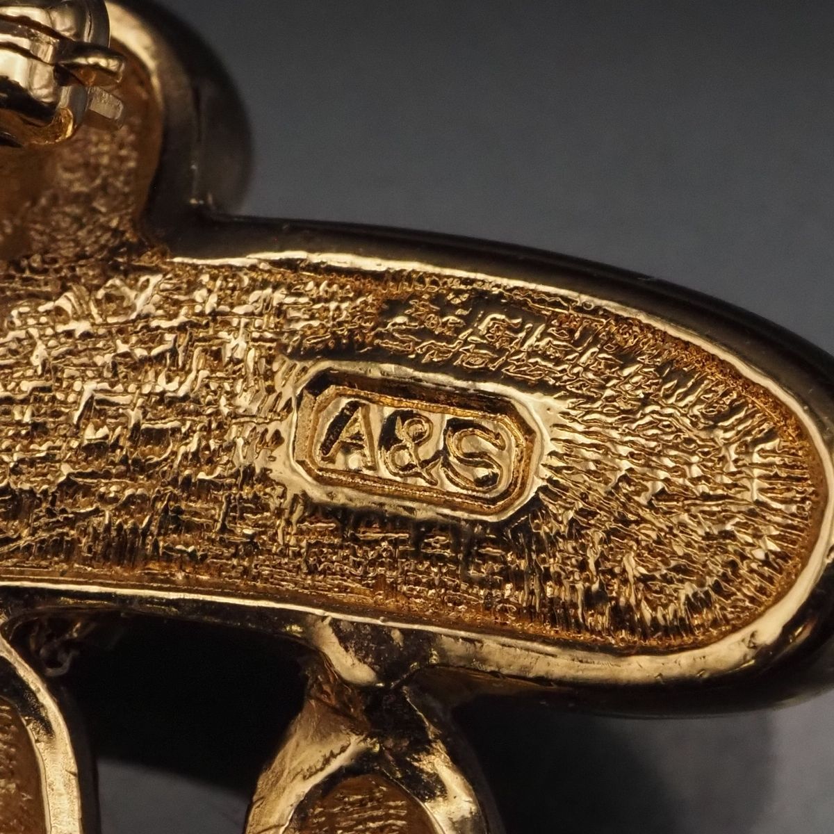 H413 A&S Attwood and Sawyer アトウッド＆ソーヤー ブローチ ライン