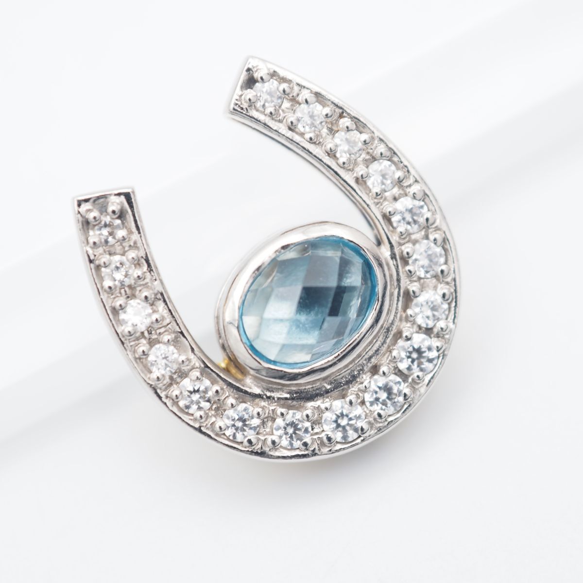 J680 ブルートパーズ ガーネット ダイヤモンド 0.05ct 925刻印