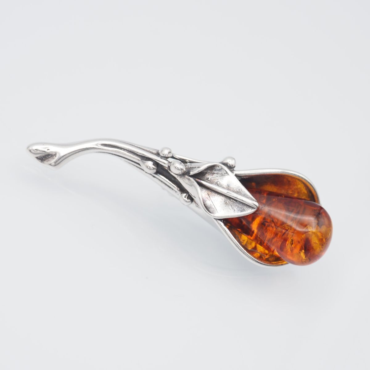 J 654 琥珀 コハク アンバー 925刻印 ブローチ デザイン シルバー ヴィンテージ