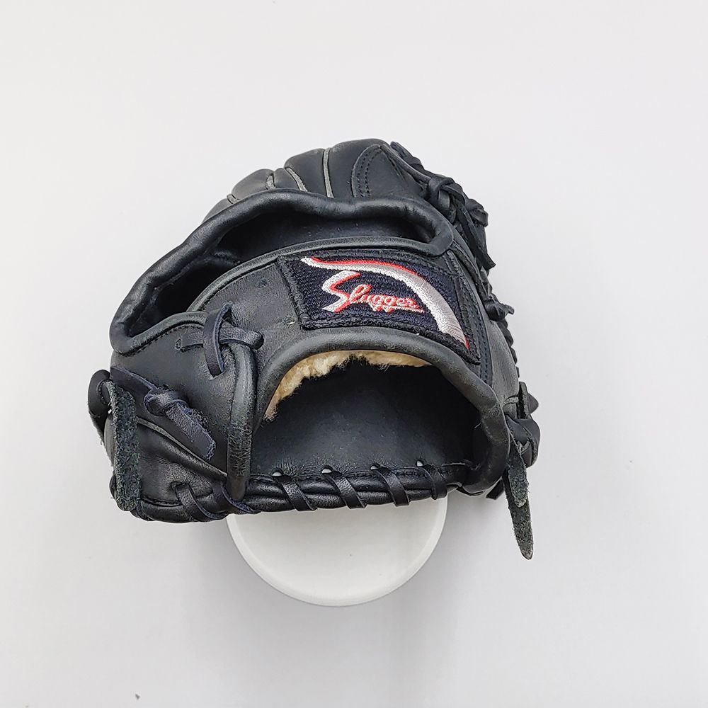 クリーニング済み 】 スラッガー 軟式グローブ / 内野手用 型付け済み