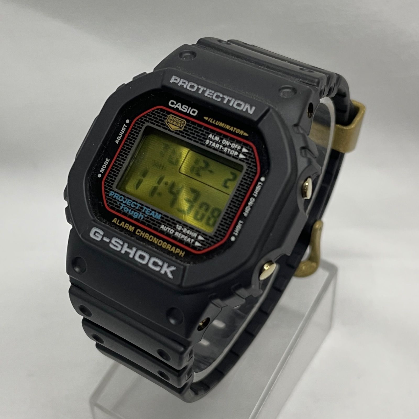 ☆ CASIO G-SHOCK DW-5040PG 40周年 中古品☆ ◇ CASIO G-SHOCK 40周年記念モデル デジタル [ DW-5040PG-1JR