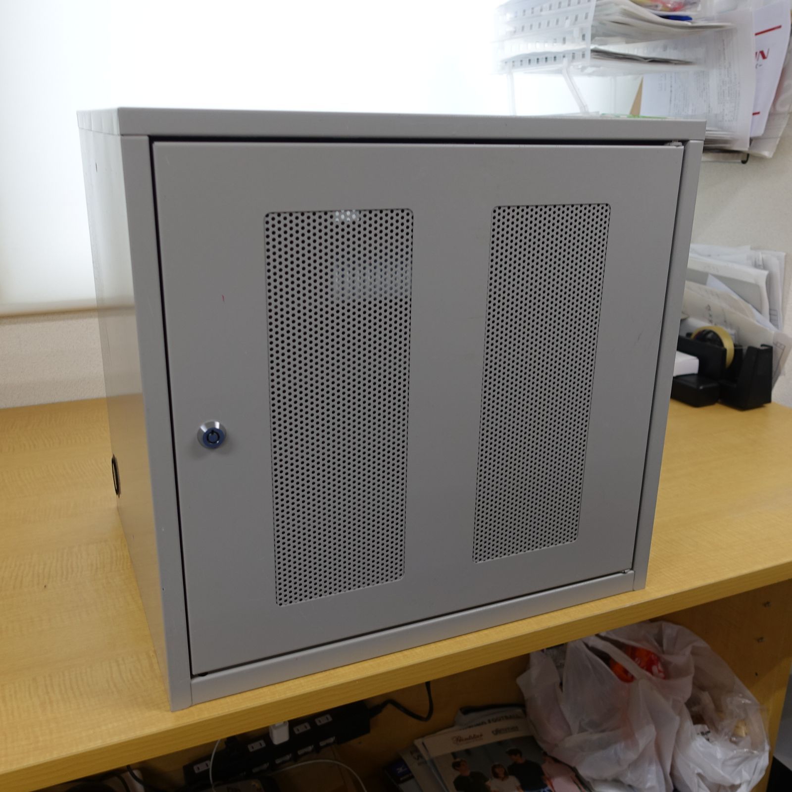 サンワサプライ ノートパソコン収納キャビネット CAI-CAB 3