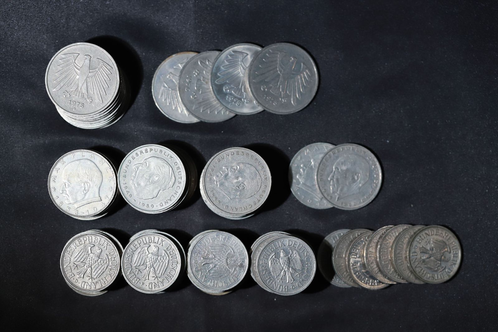 Germany ドイツ 硬貨まとめて 約181枚 外国コイン 記念硬貨 - メルカリ