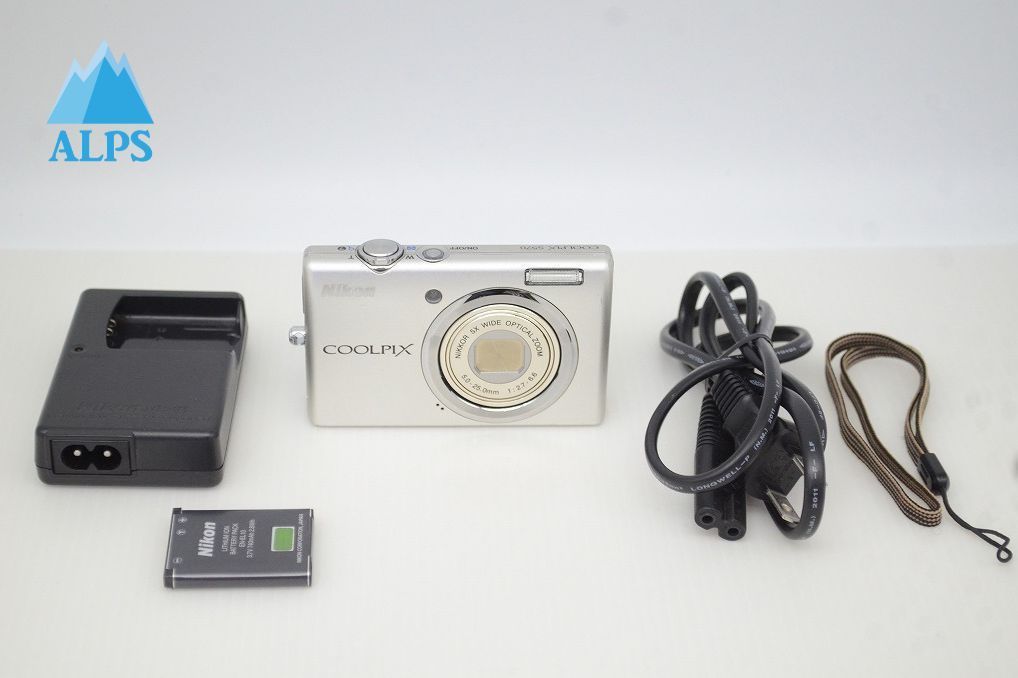 Nikon ニコン COOLPIX S570 コンパクトデジタルカメラ シルバー