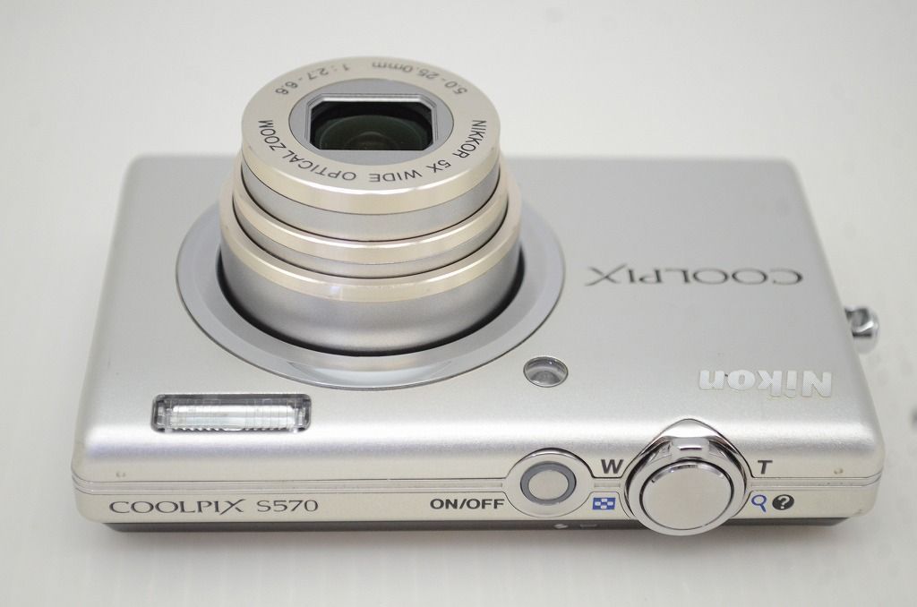 Nikon ニコン COOLPIX S570 コンパクトデジタルカメラ シルバー