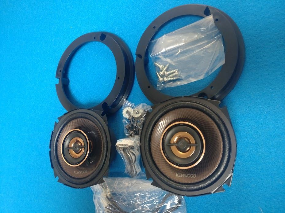 スズキ 現行エブリイワゴン(DA17W) 社外ケンウッド100Wリヤスピーカー