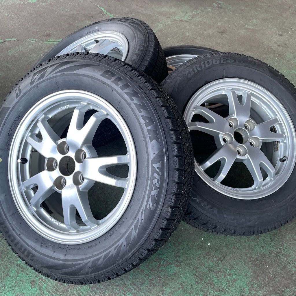 30系プリウス VRX 2スタッドレス195 65 R 15 アルミホイールセット4本