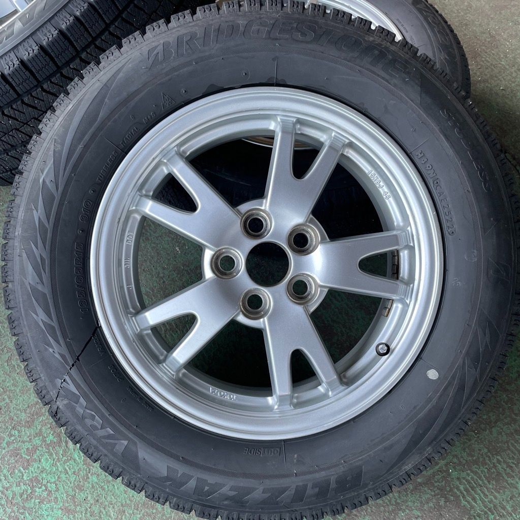 VRX 2スタッドレス195