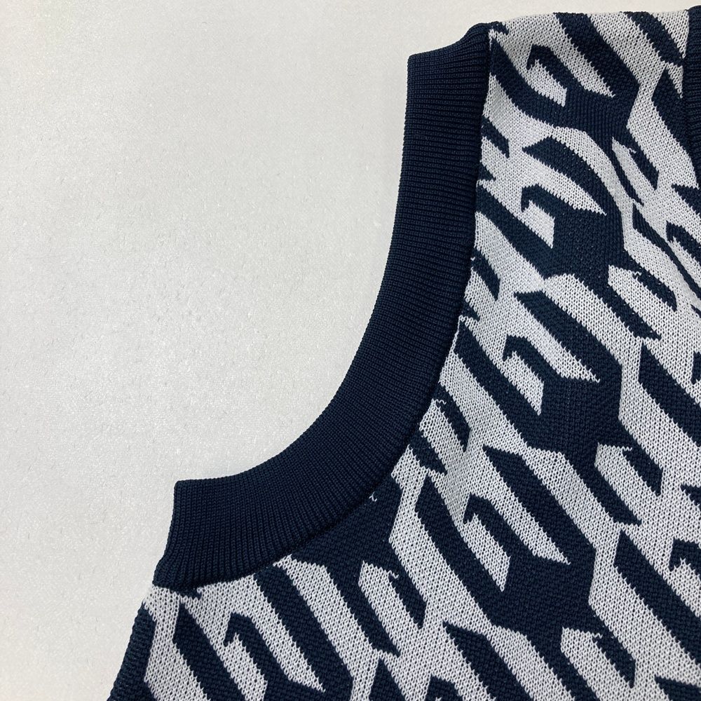 サイズ：3 1PIU1UGUALE3 GOLF GRK029 ニットベスト 千鳥 ネイビー系