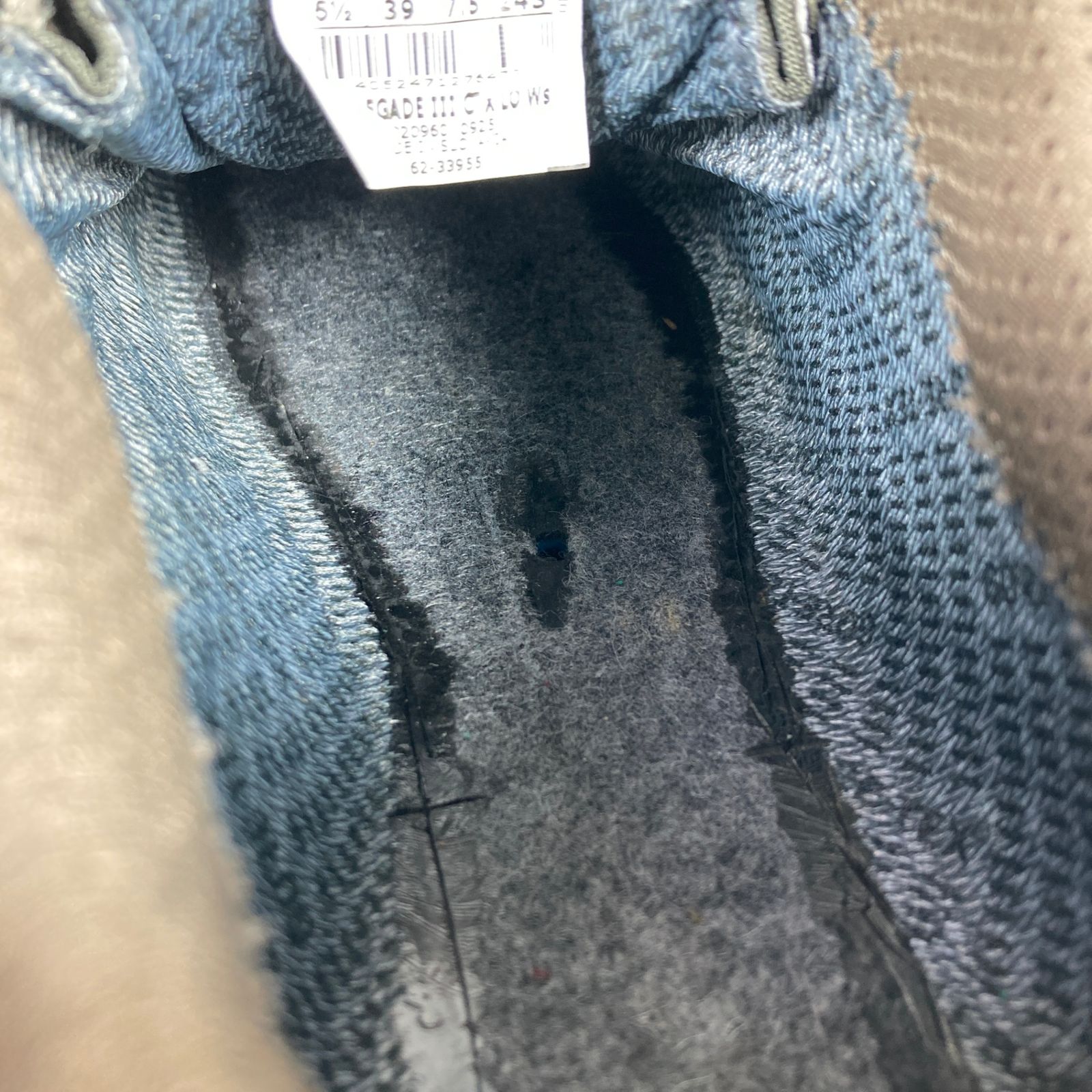 ハイキングシューズ z