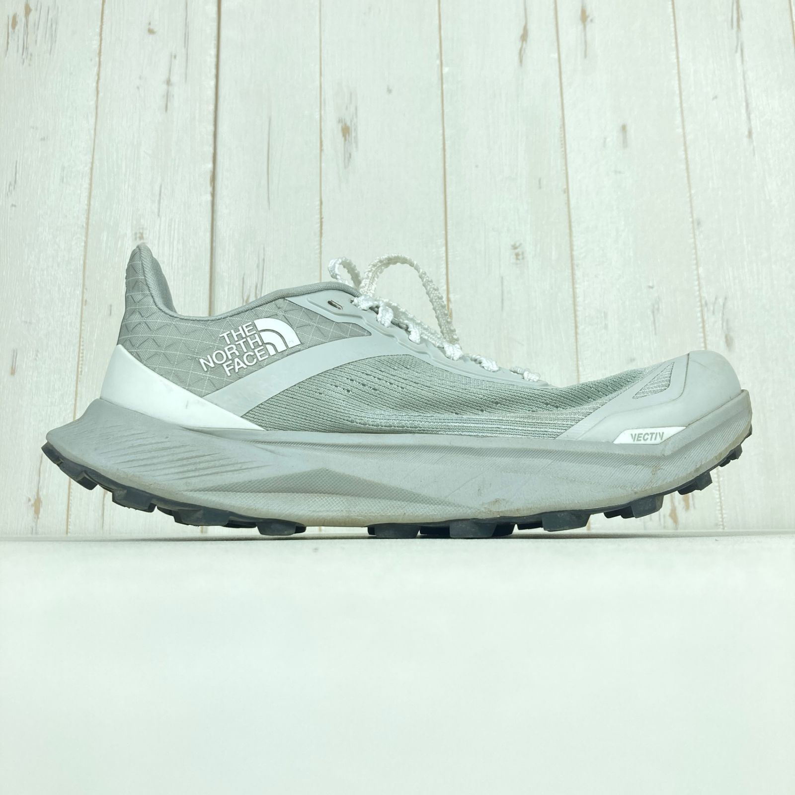 トレイルランニングシューズ