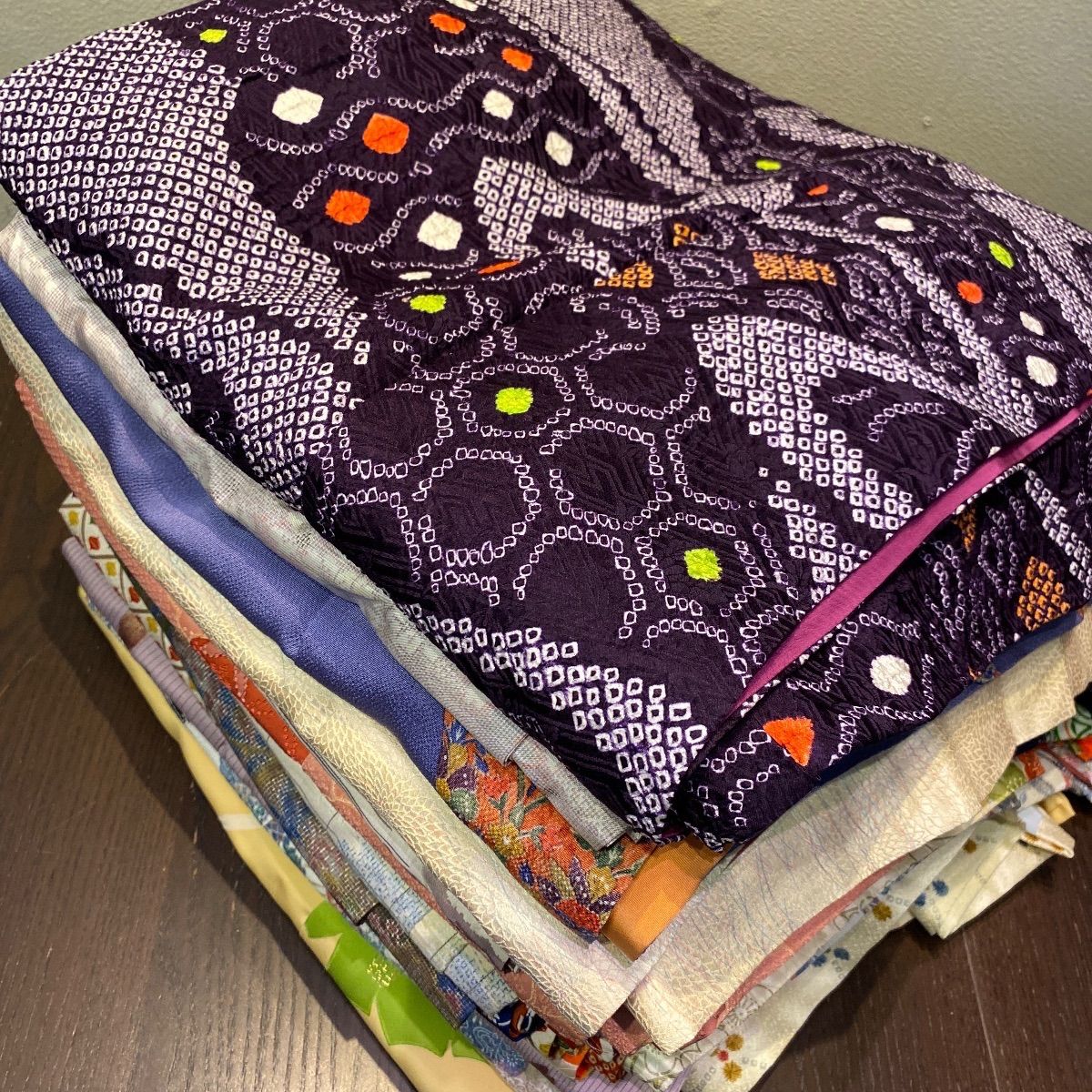 まとめ売り】正絹着物15枚 リメイク素材 ハンドメイド向け - メルカリ