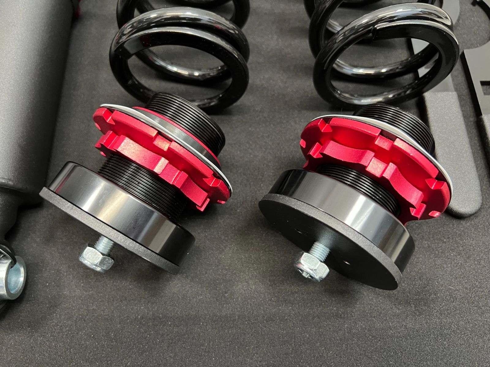 ☆新品☆送料無料！ トヨタ 50系 プリウス 減衰力36段調整式