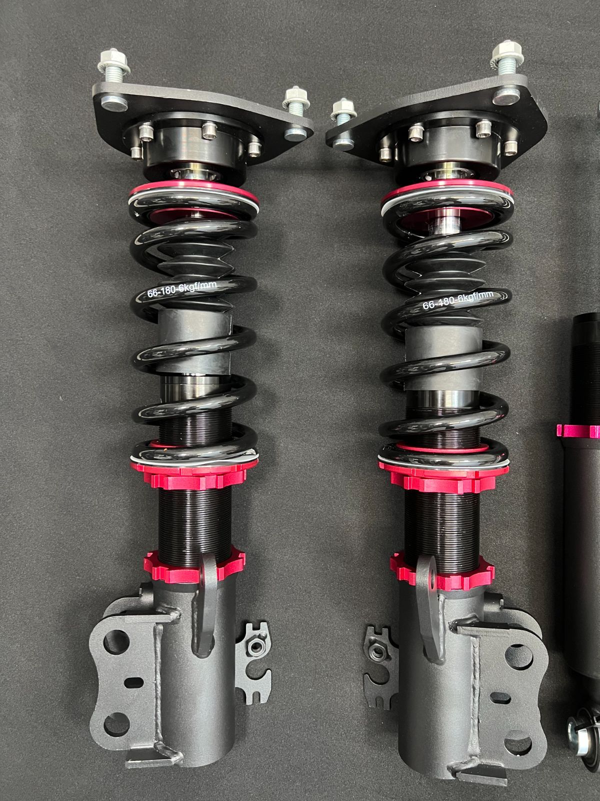 ☆新品☆送料無料！ トヨタ 50系 プリウス 減衰力36段調整式