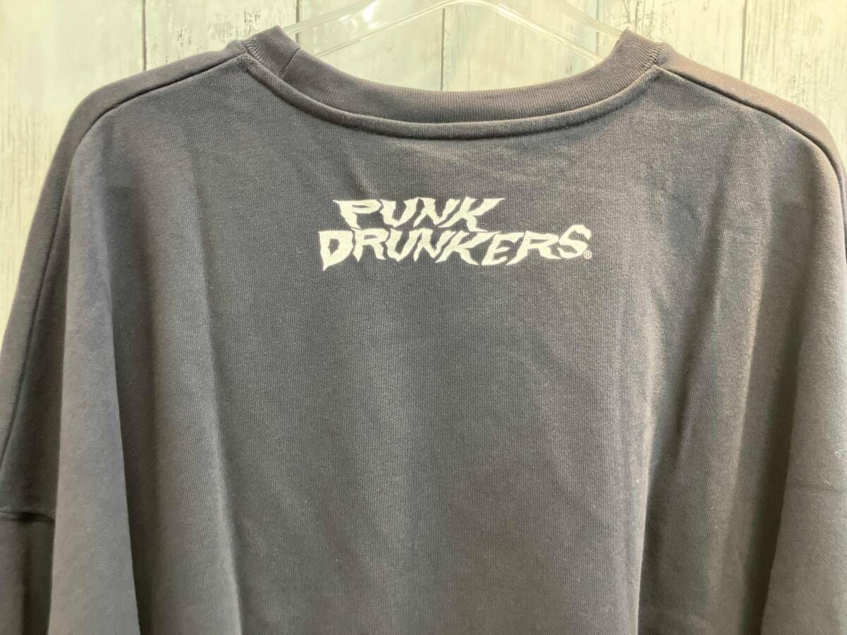 PUNK DRUNKERS パンクドランカーズ PDS-24189 あいつ手振り刺繍BIGトレ 