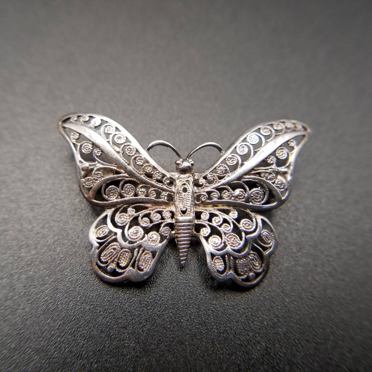 80'90's ドイツ ヴィンテージ フィリグリー 小さな蝶 925 シルバー