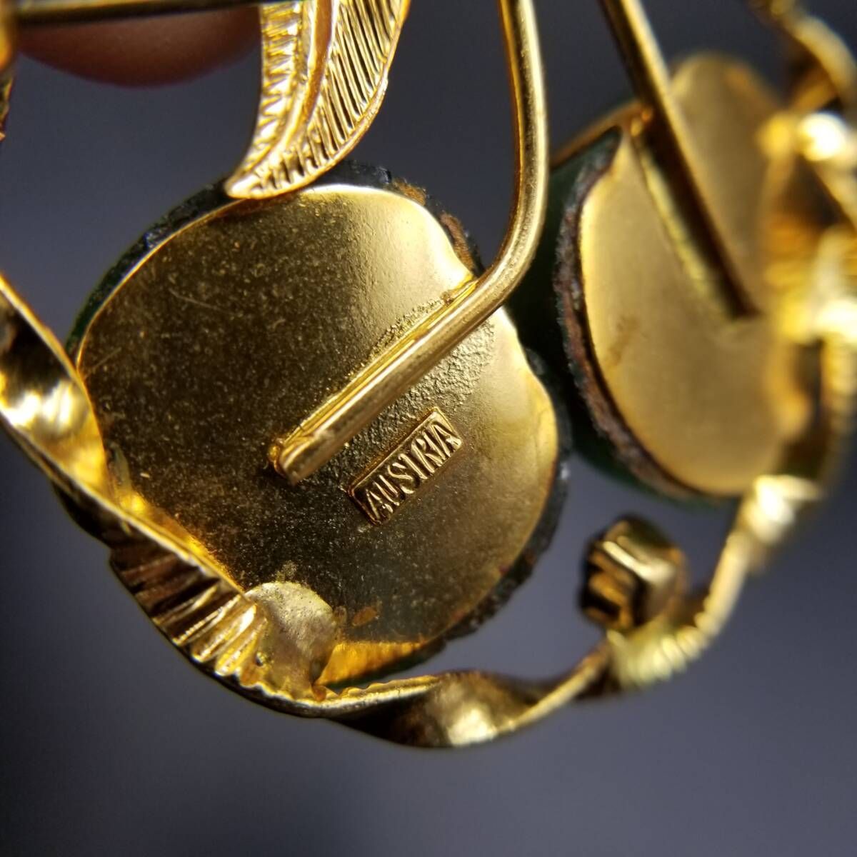 40'-60's オーストリア ヴィンテージ 摺りガラス 緑のさくらんぼ