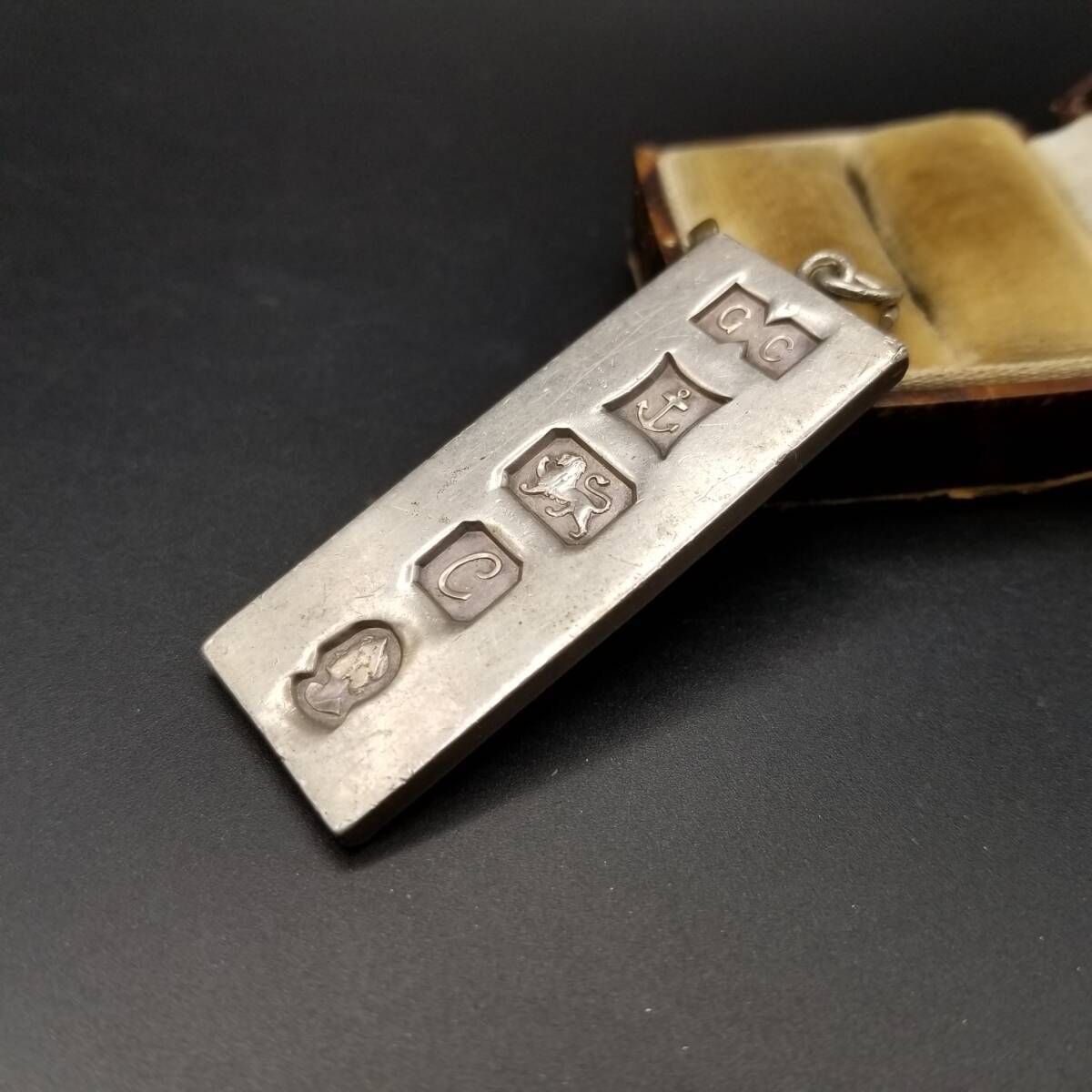 1977年 英国 ヴィンテージ エリザベス2世女王 即位25周年 チャーム 925