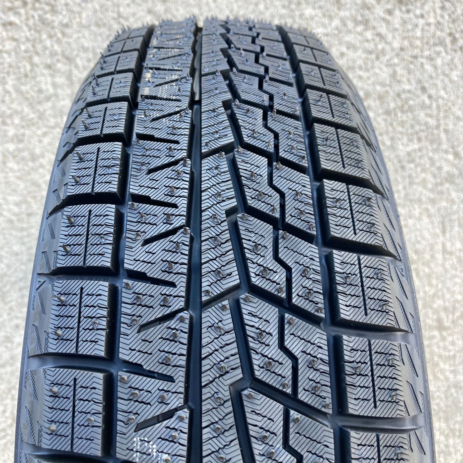 iceGUARD 7 iG 70 スタッドレスタイヤ 155 80 R 13 2本セット 個人宅OK OO 0002 2