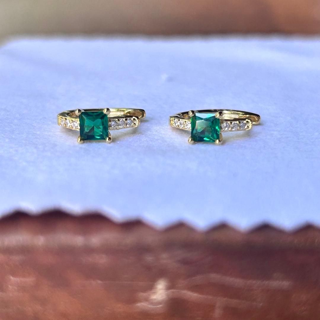 083P【 エメラルド ピアス】 フープ ゴールド スクエアカット S925 K18