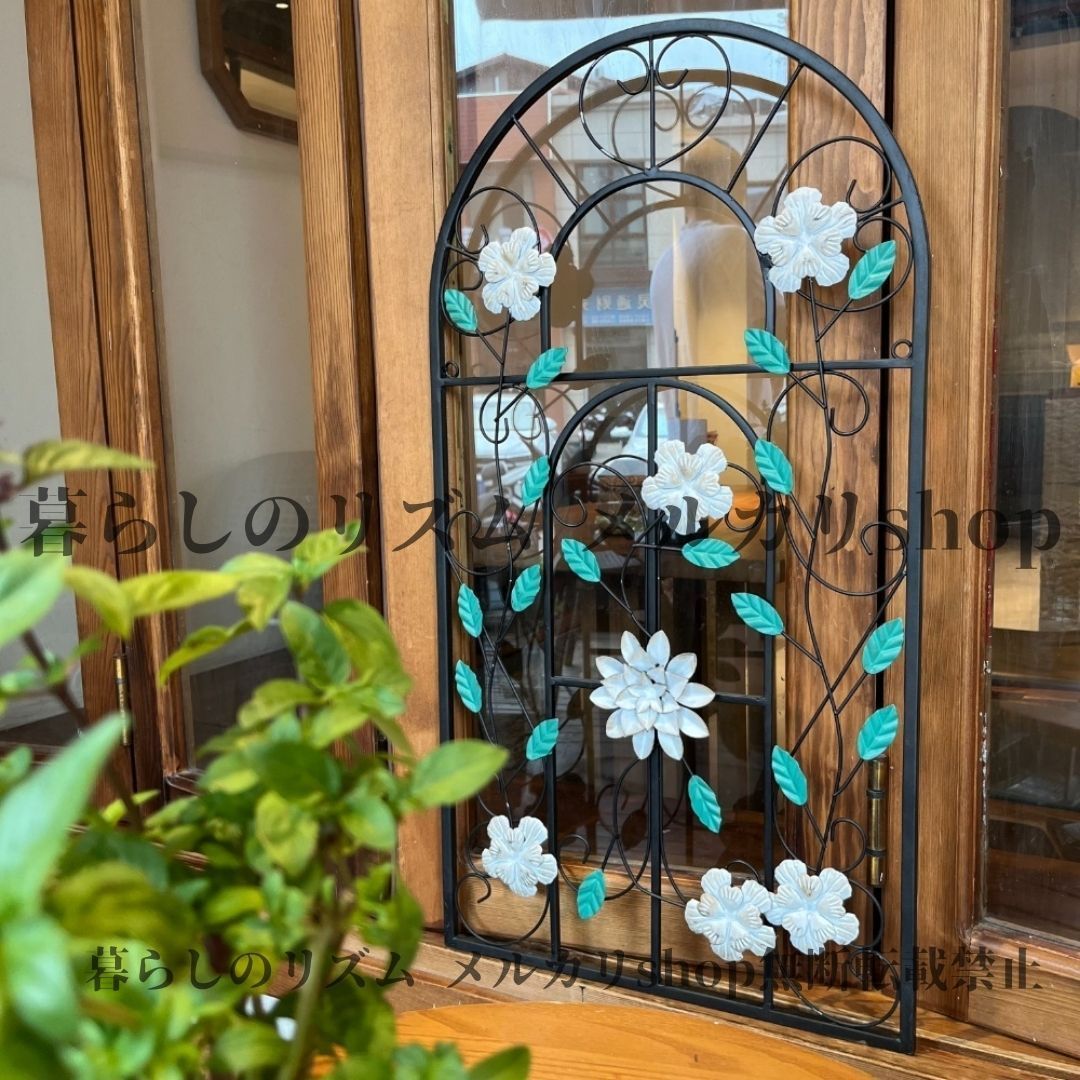 ガーデンウォールデコレーション ヴィンテージ風 幾何学フローラルデザイン 取り外し 窓パネル付き レトロ 鉄製 ウォールスカルプチャー ホーム オフィス リビングルーム ベッドルーム用 縦型インテリアアート結婚式 ホームデコレーション ギフト