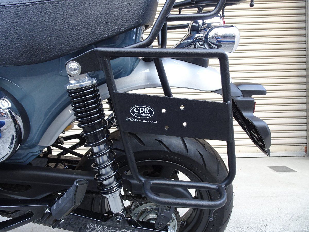 HONDA DAX 125 ダックス CPK スケボー スケートボートキャリア サイドキャリア サブタンクホルダー 太15 mm ハードタイプ マッドブラック