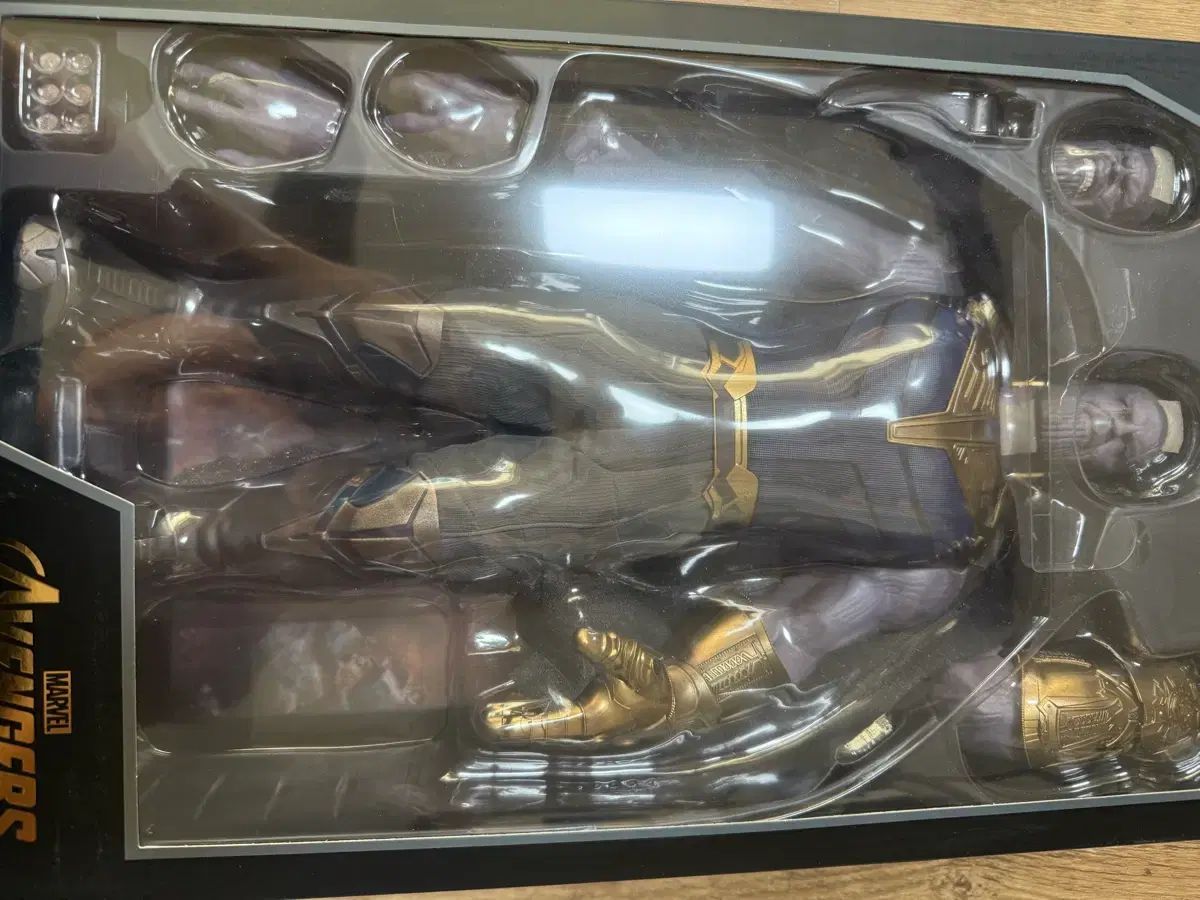 ホットトイズ サノス インフィニティウォー バージョン - メルカリ