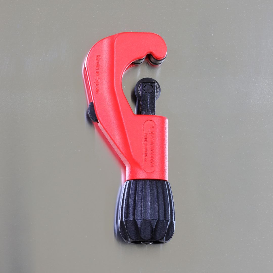 アサダ公式】ﾁｭｰﾌﾞｶｯﾀ35 R70027EC カッター - メルカリ