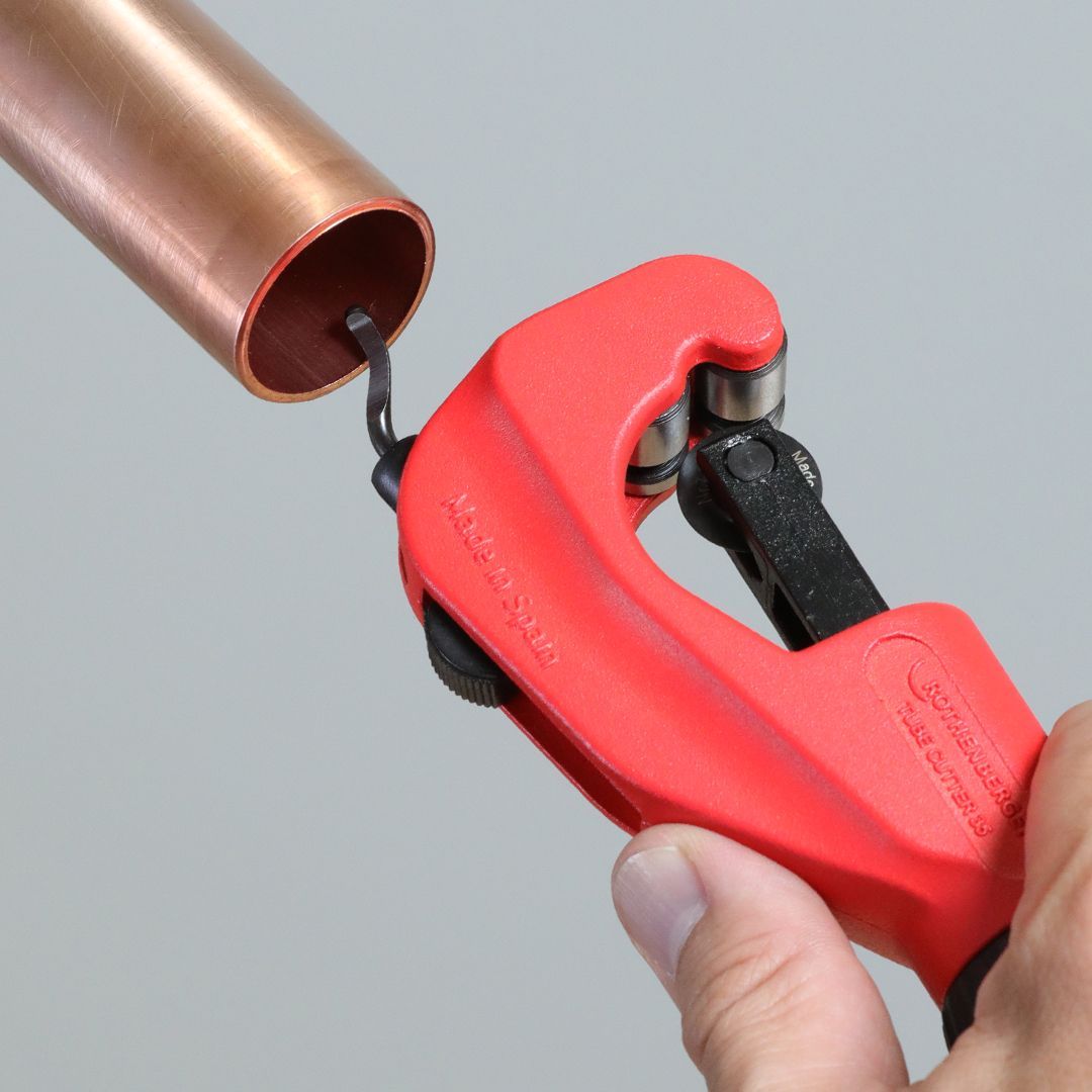 アサダ公式】ﾁｭｰﾌﾞｶｯﾀ35 R70027EC カッター - メルカリ