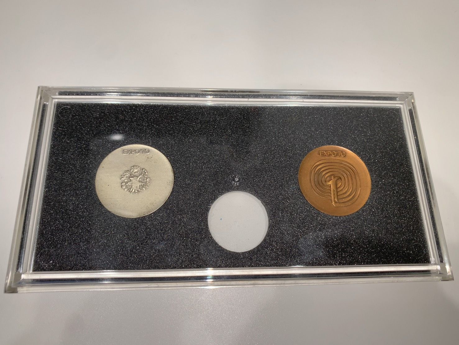 EXPO'70日本万国博覧会記念メダル銀銅メダル2点セット ケース入り
