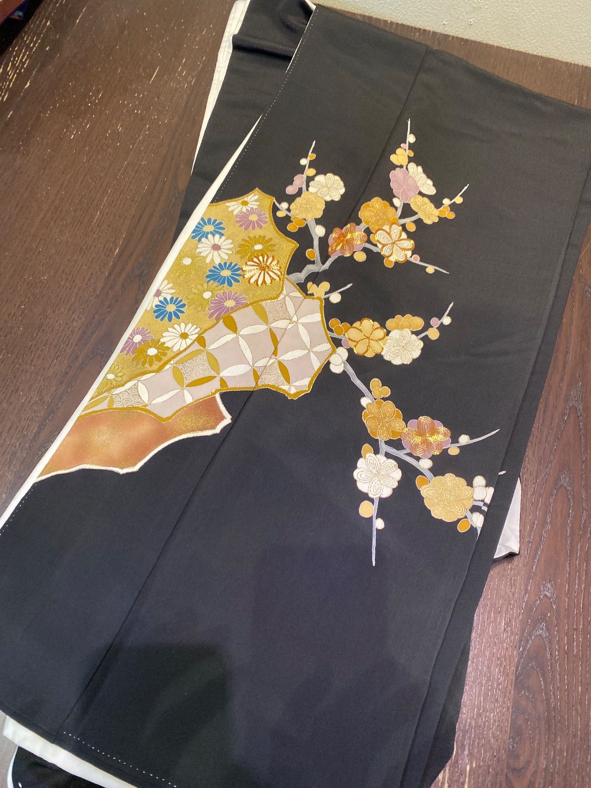 まとめ売り】正絹留袖10枚 リメイク素材 ハンドメイド向け - メルカリ