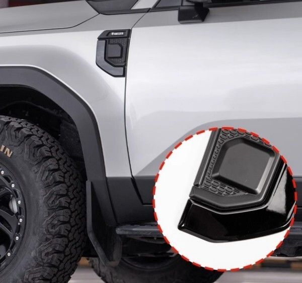 新品ランドクルーザー250フェンダーガーニッシュ モデリスタMODELLISTA