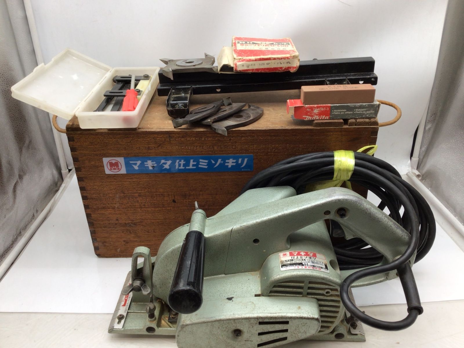 品 Makita マキタ 仕上ミゾキリ 3800 N エコツー M 02