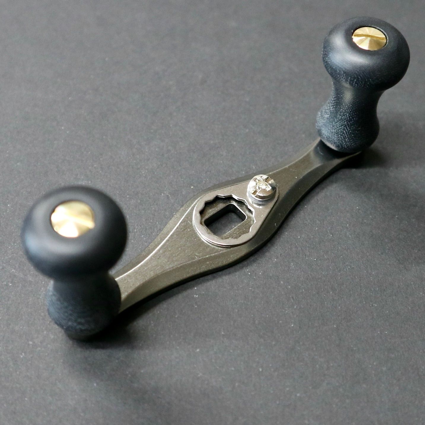 変換アダプター付属 NSクラフト B 70-TiGr 茶色ノブに変更