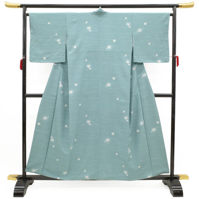 小紋 着物 正絹 三越 扱い 手染め くすみ 水色地 ライトブルー 梅 花 辻が花 ドット 波線 カジュアル 春 秋 冬 花柄 仕立て上がり 身丈158 裄丈65.5 Ｍサイズ みやがわ sb 16649