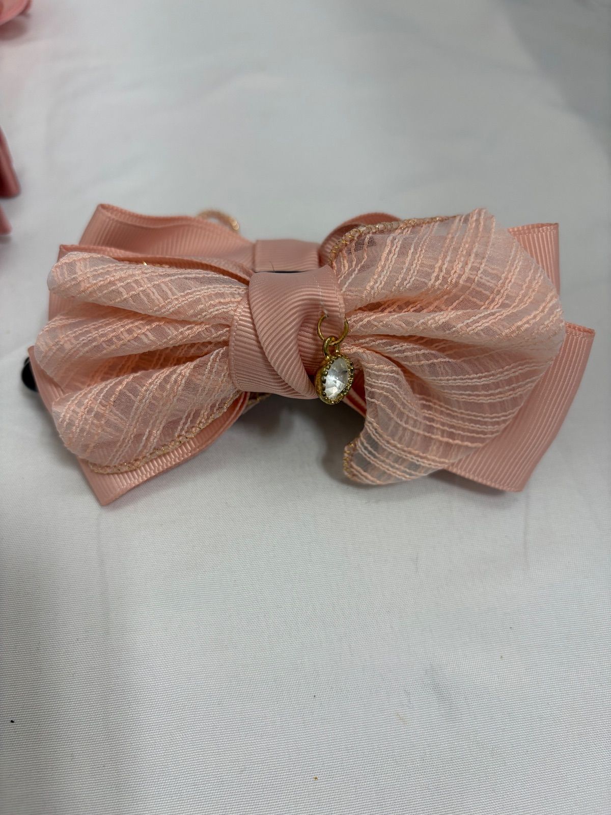 ☆新品未使用☆ ピンク リボンバナナクリップ 4個 シュシュ2個 - メルカリ