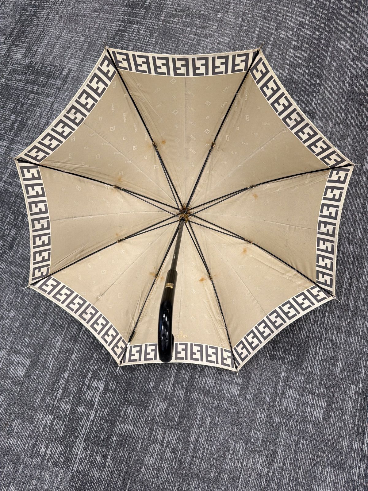 FENDI フェンディ 長傘 ズッカ柄 FF イタリア製 雨傘 - メルカリ
