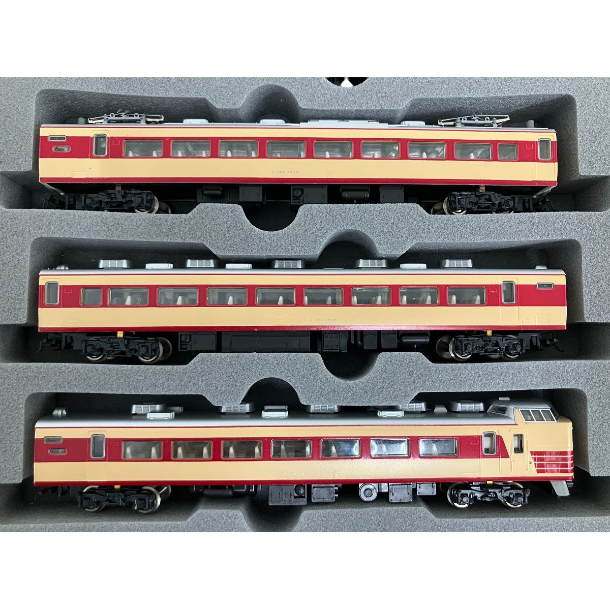 KATO 10-160 183系1000番台 直流特急形電車 KATO 10-160 183系 1000番台 直流特急型電車 一般特急色 昭和 7両 鉄道