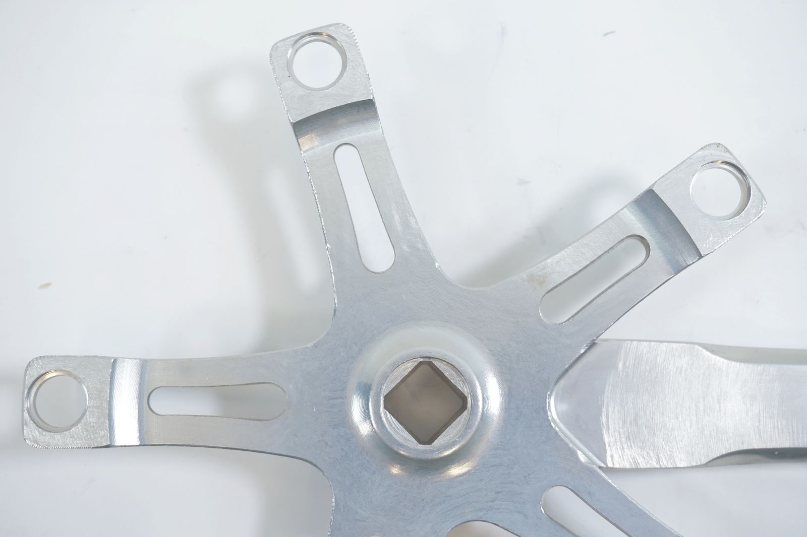 SUGINO 「スギノ」 SUPER MIGHTY NJS 165mm クランク / バイチャリ有明