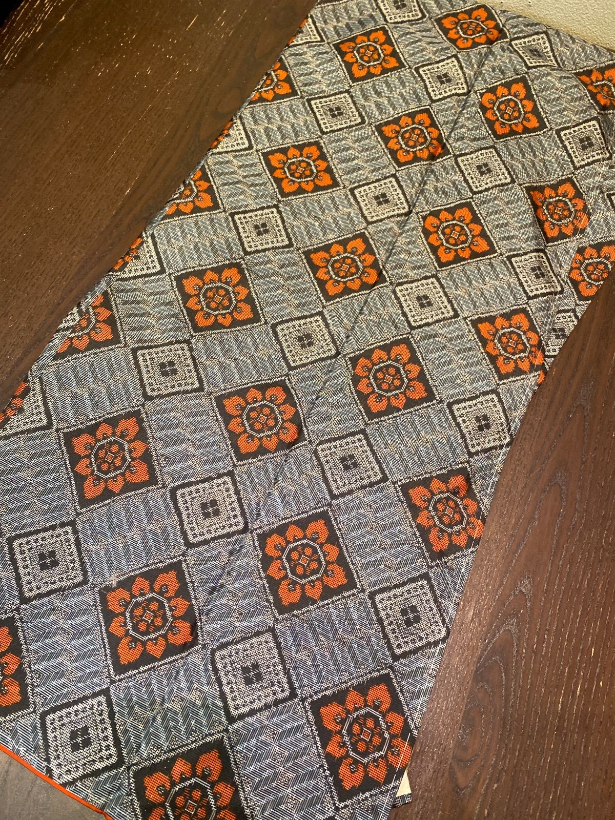 まとめ売り】正絹大島紬7枚 リメイク素材 ハンドメイド向け - メルカリ