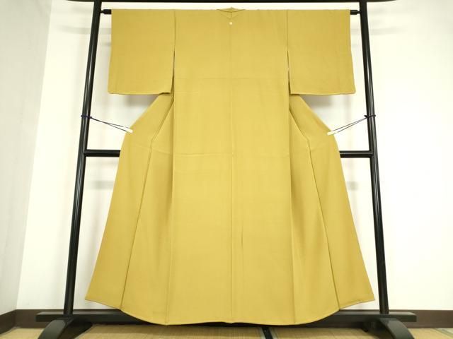 平和屋着物 上質な色無地 芥子色 正絹 az