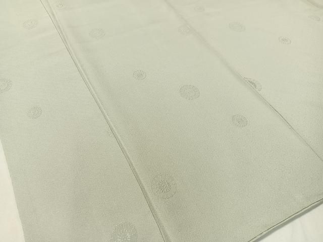 上質な色無地 菊地紋