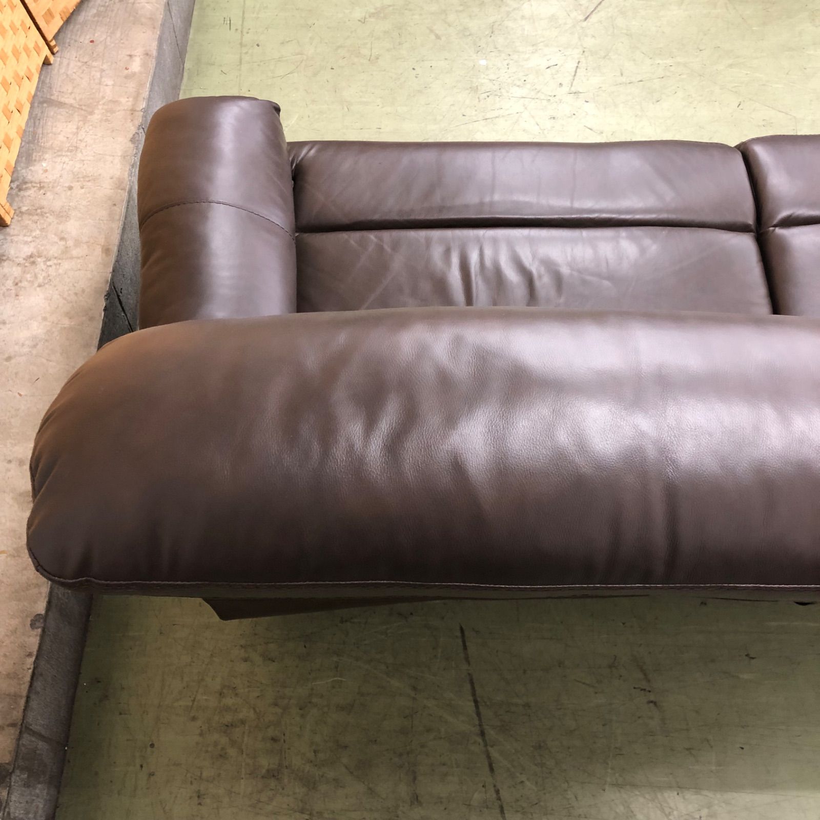 自動リクライニング式ロングソファー